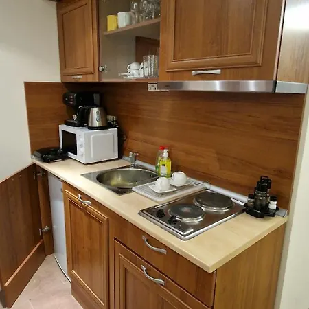 Lucy's Emerald Apartman Banszko