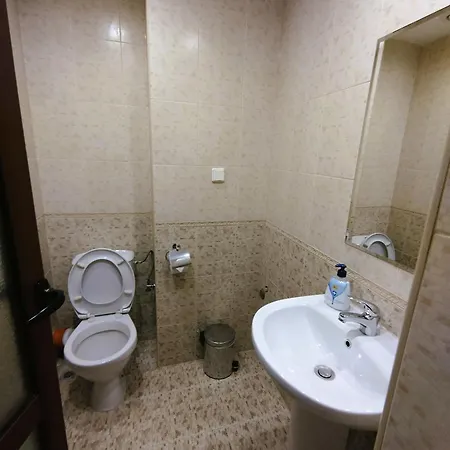 Lucy's Emerald * 班斯科