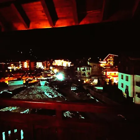 Апартаменты Lucy's Emerald