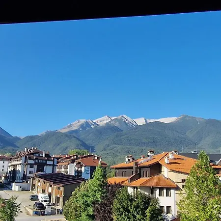 Lucy's Emerald * Bansko