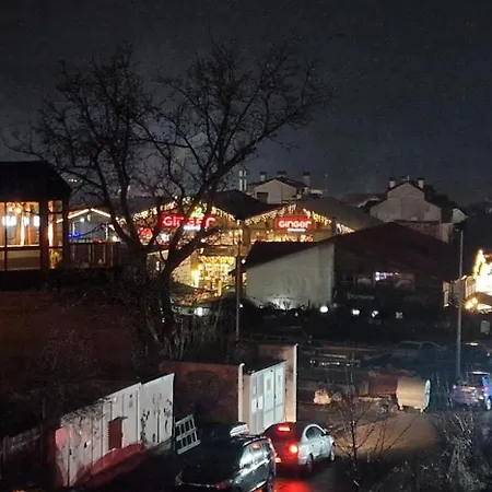 Апартаменты Lucy's Emerald *