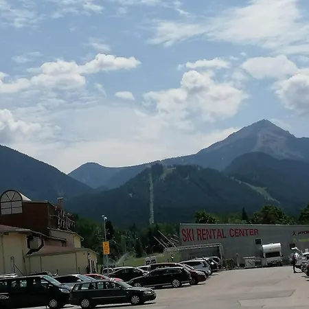 公寓 Lucy's Emerald